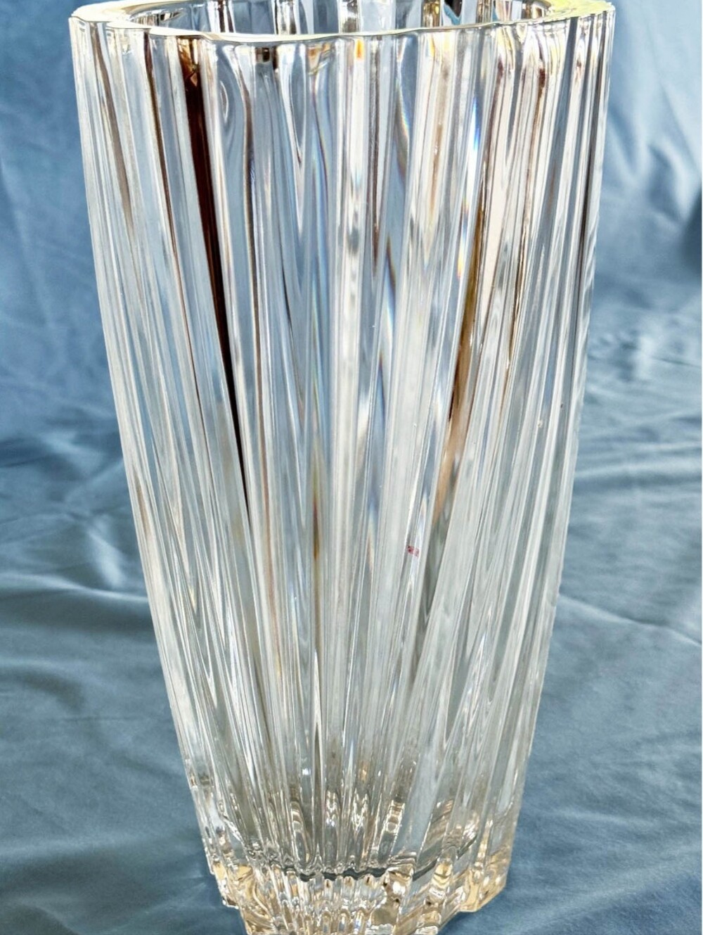 Beautiful Cristal D" Arques "Nocturne" Crystal Flower Vase. Crafted in France.